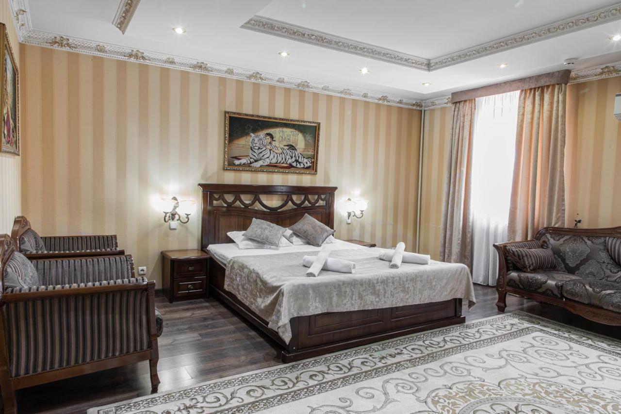 Nur M Hotel Taskent Exterior foto