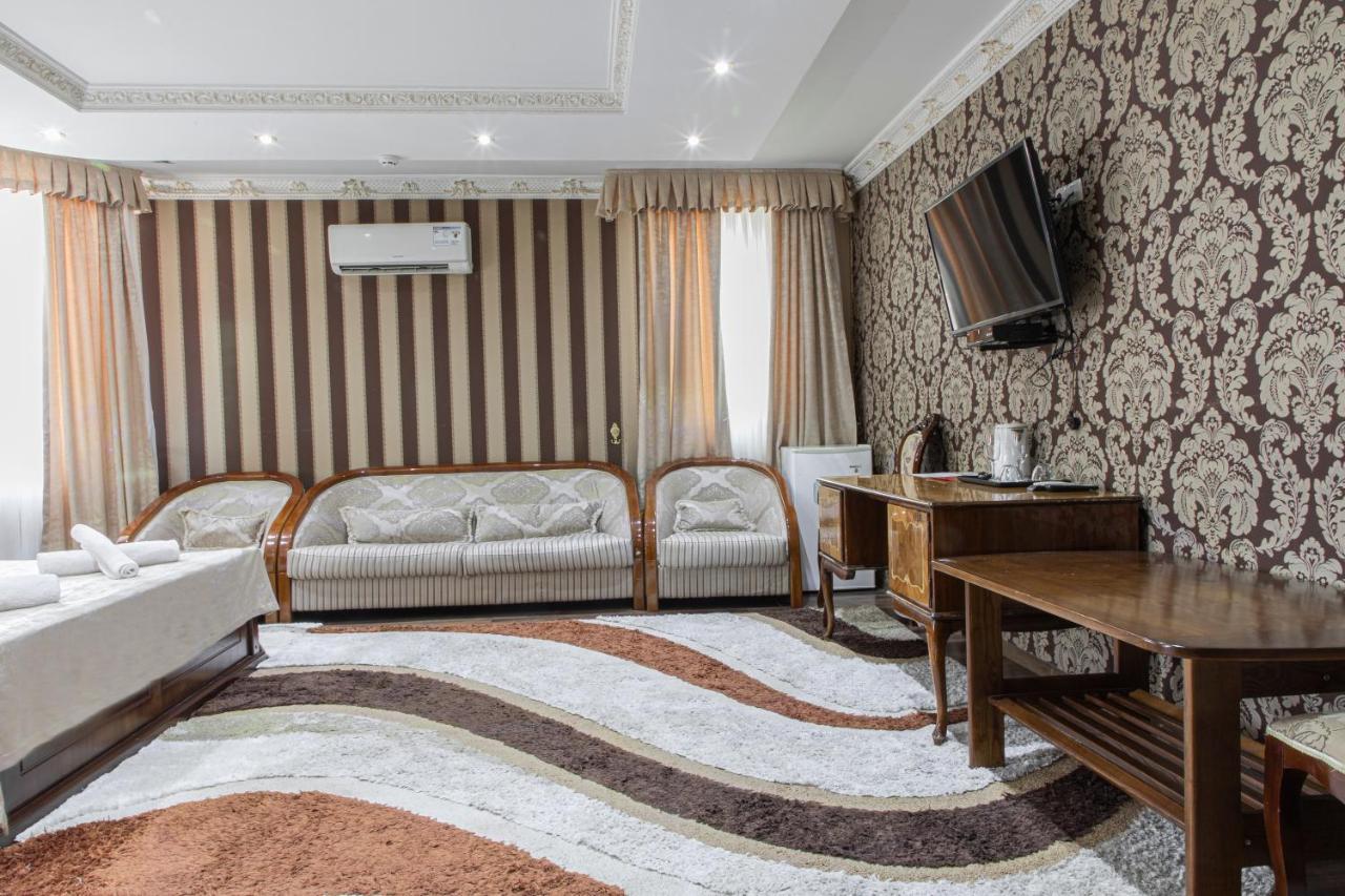Nur M Hotel Taskent Exterior foto