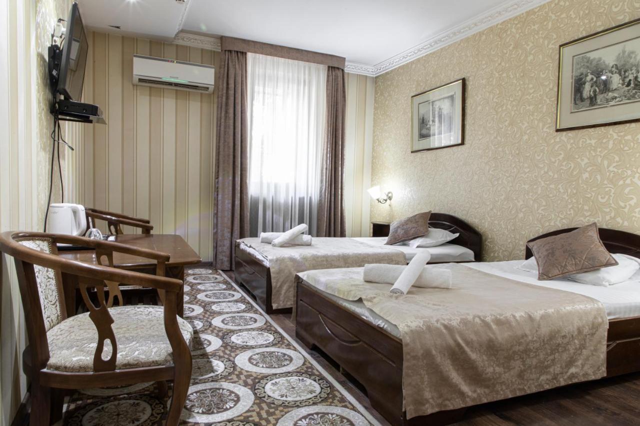 Nur M Hotel Taskent Exterior foto