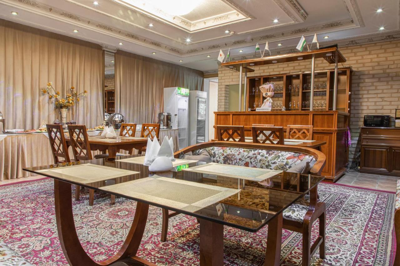 Nur M Hotel Taskent Exterior foto